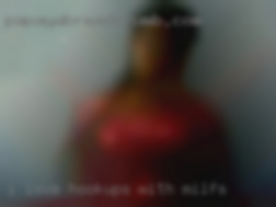 I love sexting and hookups with milfs role-playing.