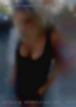 Outgoing, adventurous sex in Randleman, NC non-possesive.