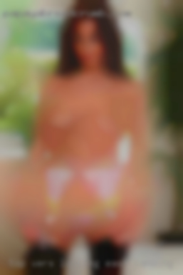 Top in East Lansing Vers looking for fwb/relationship.